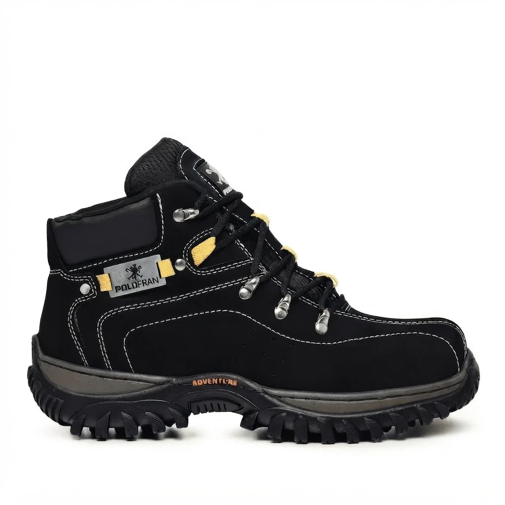 Bota Masculina Adventure preta de cano médio, em foto original do produto
